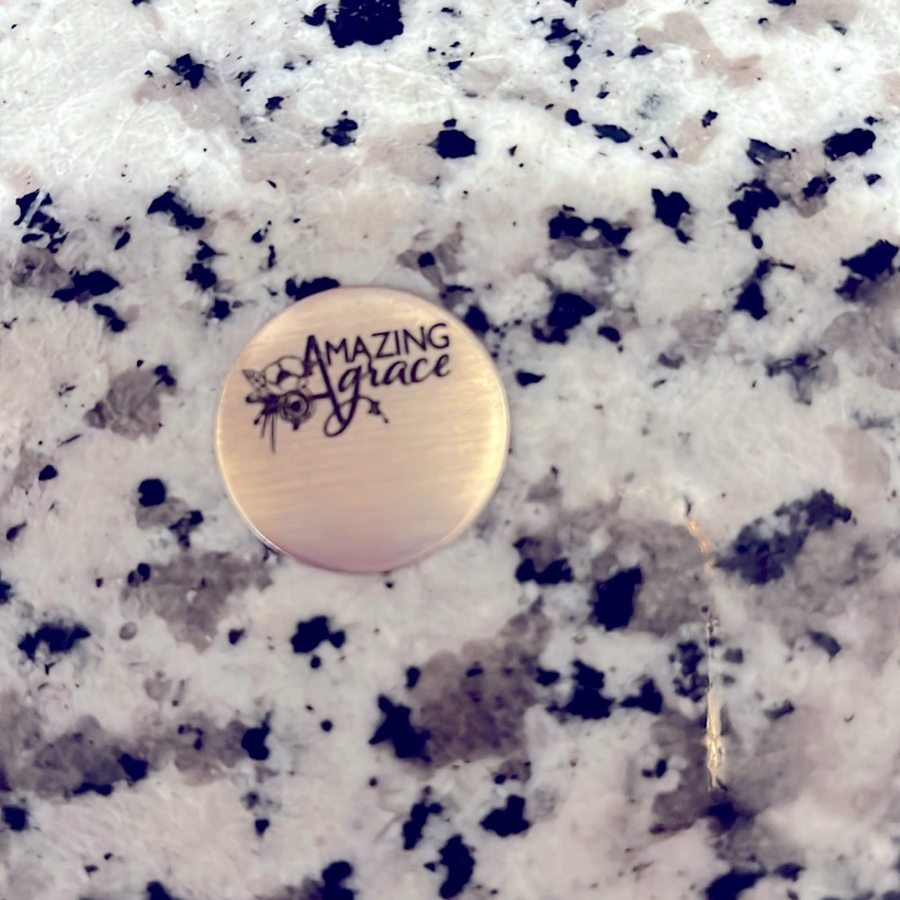 Origami Owl Easter face plate for Large Locket